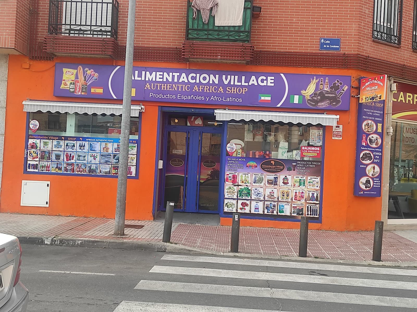 African Authentic Shop Alimentación Village