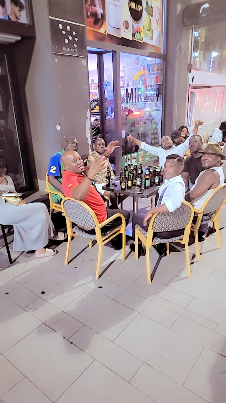 AFRICAN RESTAURANT CAMEROUN, Nigerian, nous faisons seulement la livraisonnous faisons seulement la livraison, ,