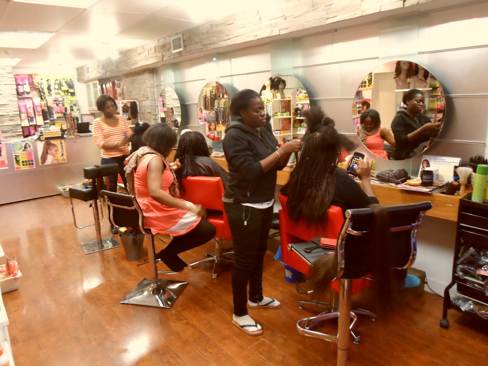 Antoinette Afro Coiffure