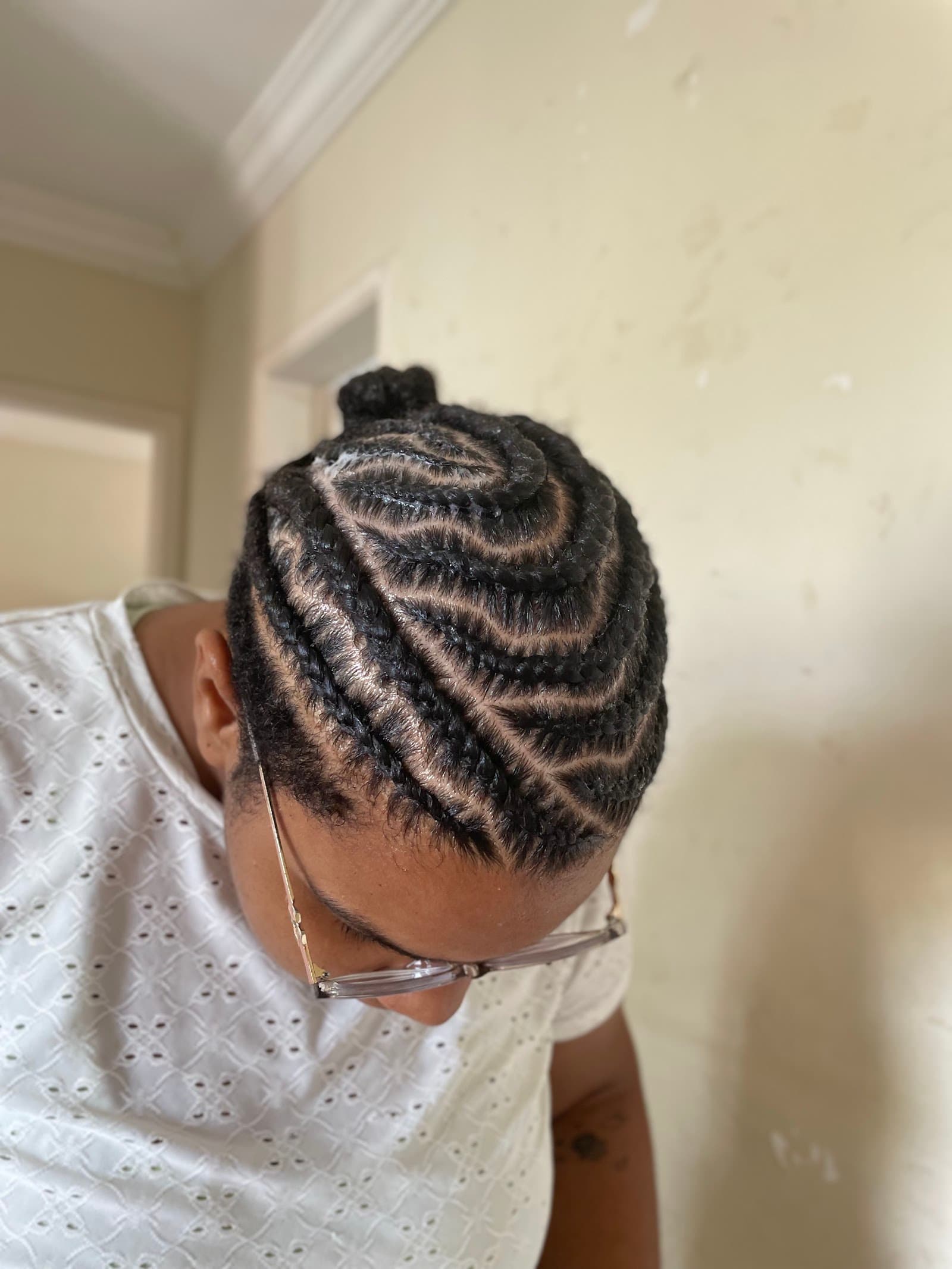 Carmem Costta ✨Estética Afro ✨ Tranças e penteados afros… entrelace, boxeadora, dreads e muito mais!