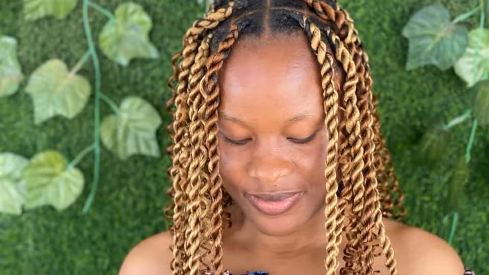 CrownedbySophiat|Manchester Braider | Knotless Braids & Protective Hairstyles