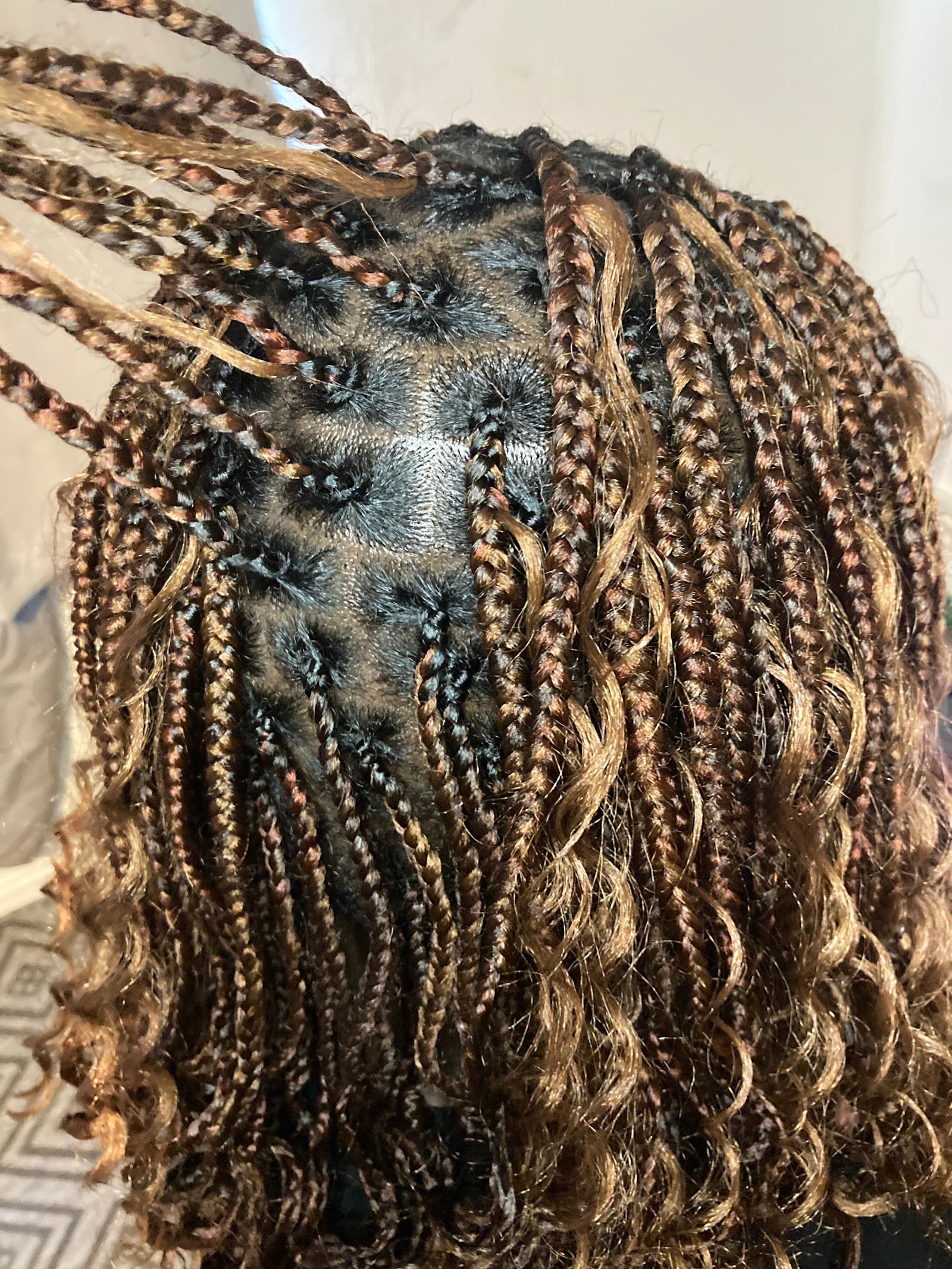 KELLA BRAIDS