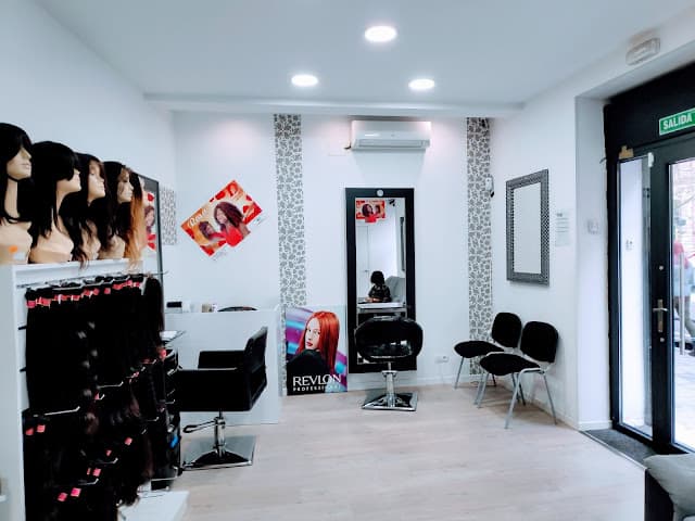 Marieme hairdresser Extensions and Braids