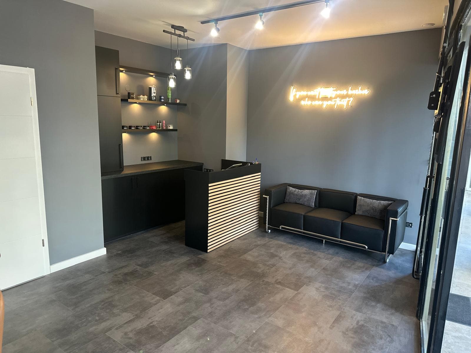 MY G’S CUT - Salon de coiffure afro (H/F)