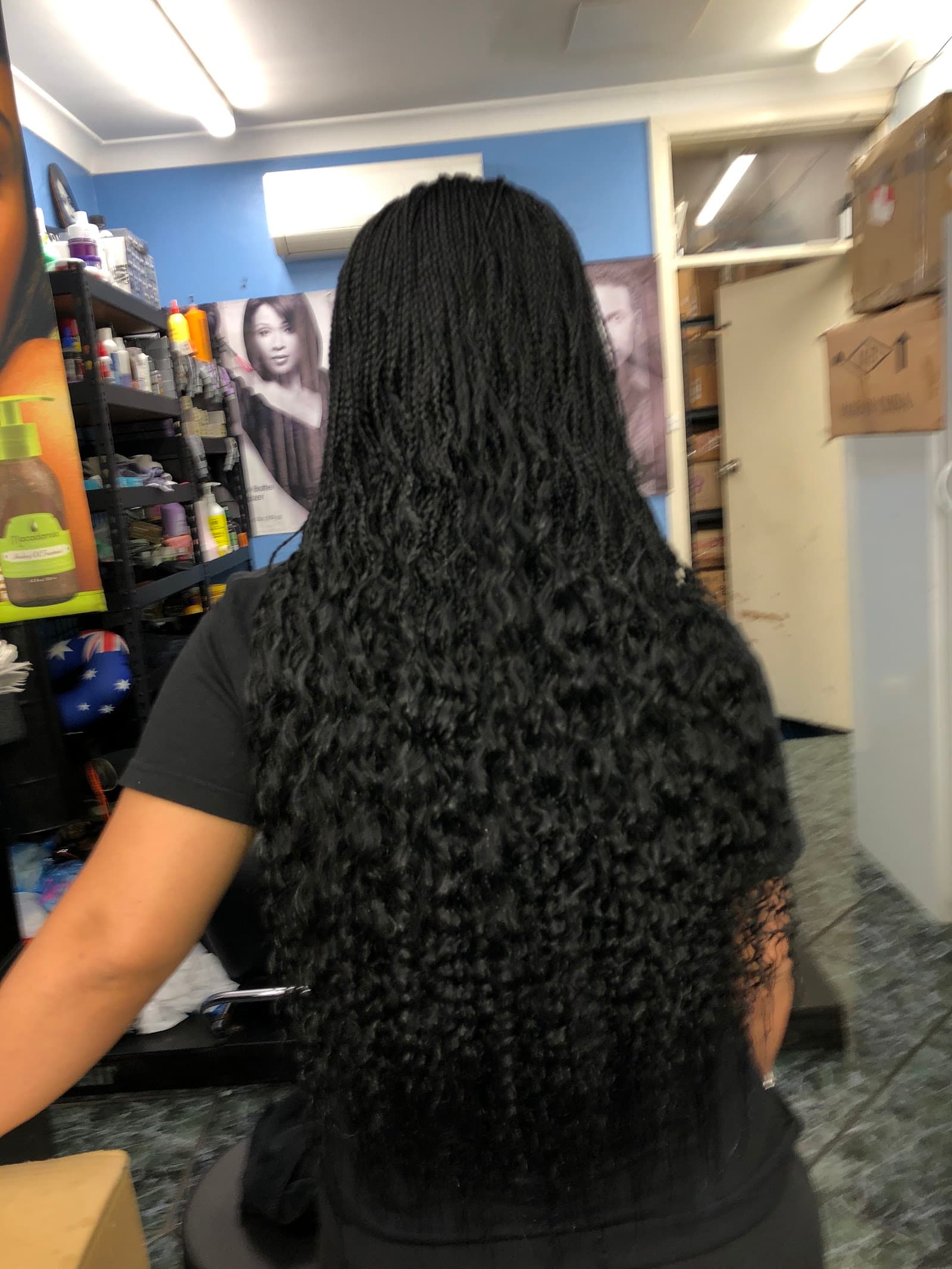 Salon De African Pride